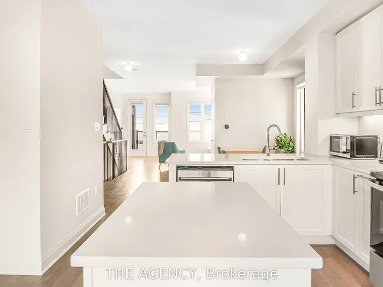 567 Port Darlington Rd — Photo 11