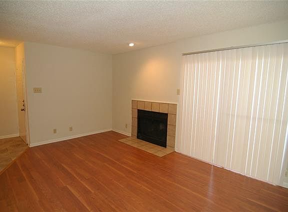 3rd image of 1200 Calico Ln APT 815
