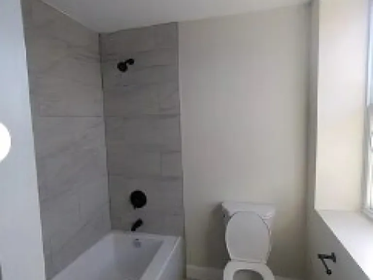 4266 Washington Blvd #2 — Photo 13