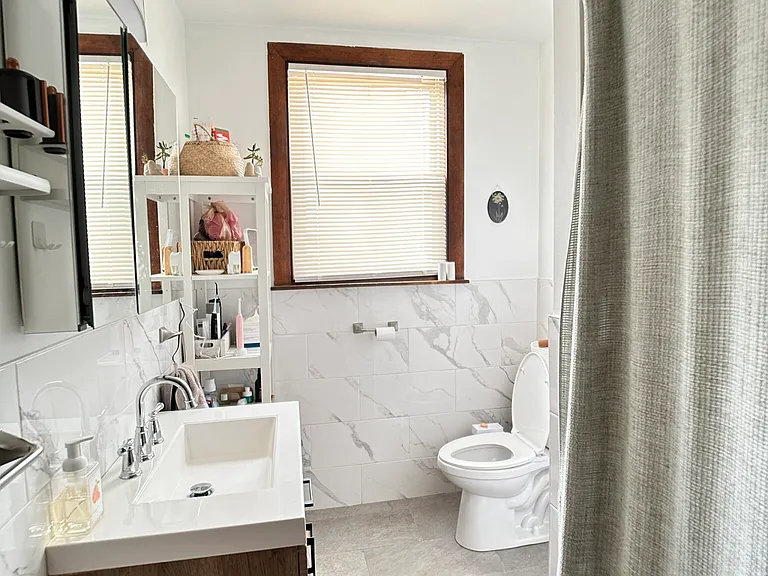30 Bennett St #1 — Photo 9