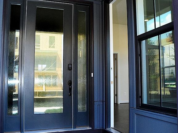 Front Entry with Multi-Gen Suite Entry