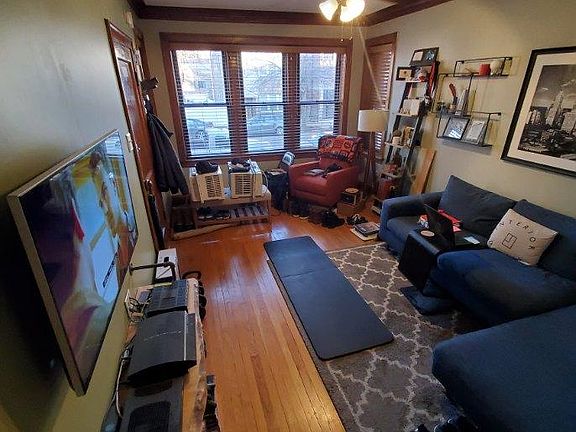 3rd image of 3458 S Lituanica Ave #2