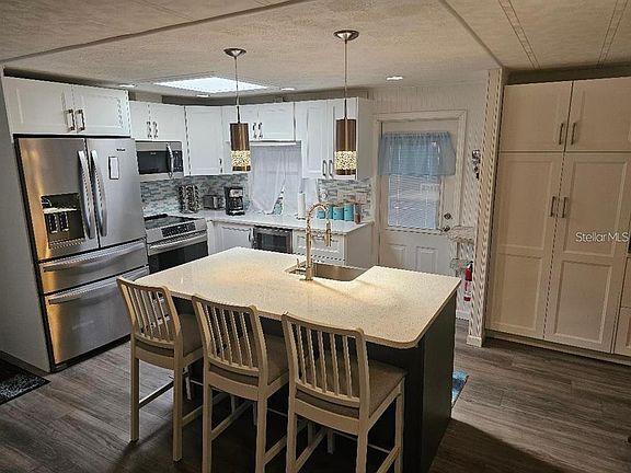 5th image of 5619 BAYSHORE ROAD #115