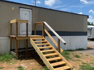 Warehouse Row MHC LLC, Russellville, AR 72802