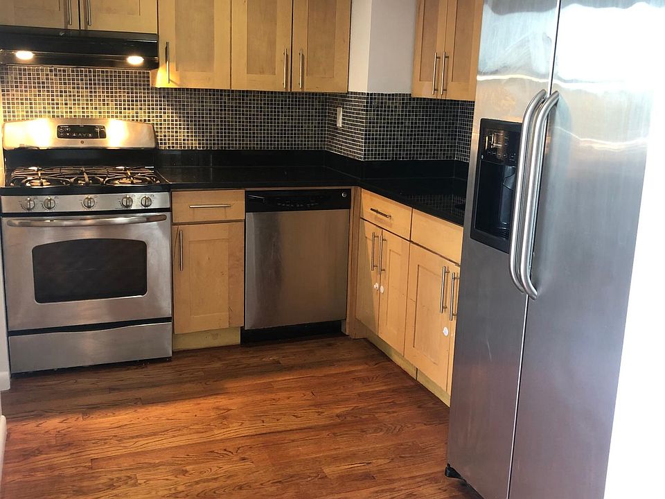 1st image of 3641 169th St #3E