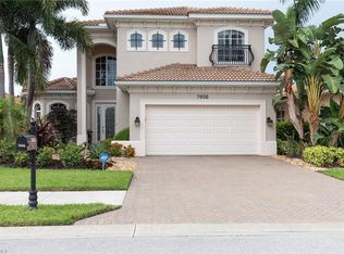 7856 Martino Cir, Naples, FL 34112