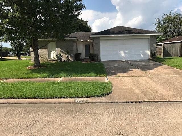 1st image of 2703 S Belgravia Dr