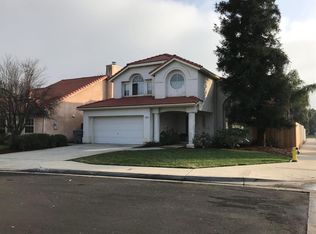 814 Garland Ave, Clovis, CA 93612