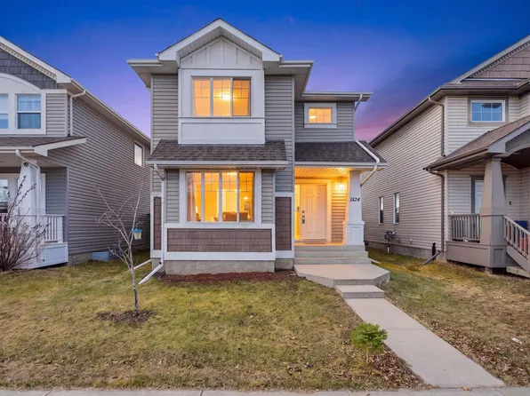 1124 37a Ave NW, Edmonton, AB T6T 0E7