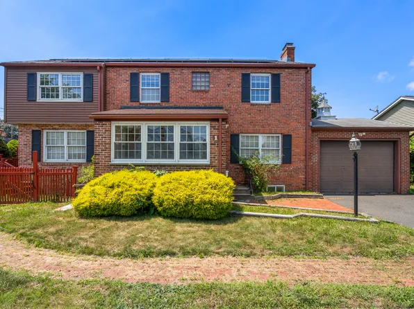 1 Charles Street, Enfield, CT 06082