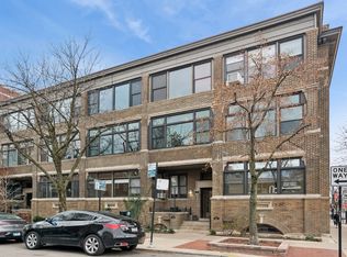 559 W Aldine Ave APT 2, Chicago, IL 60657