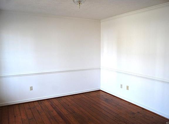 4th image of 8460 Old Cavalry Dr