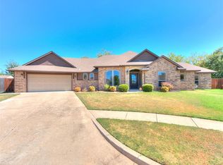 3422 SE 31st Pl, Moore, OK 73165