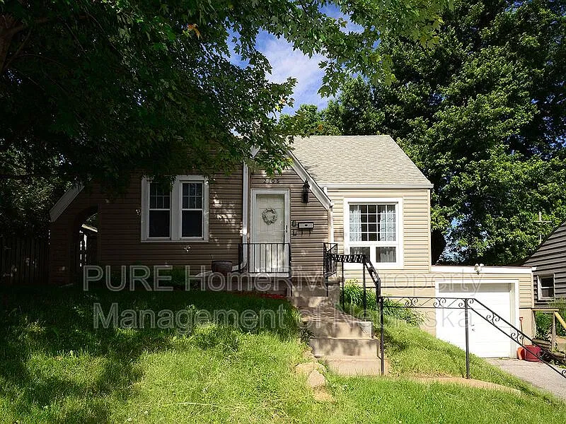 Midtown, Morton Meadows — Photo 2