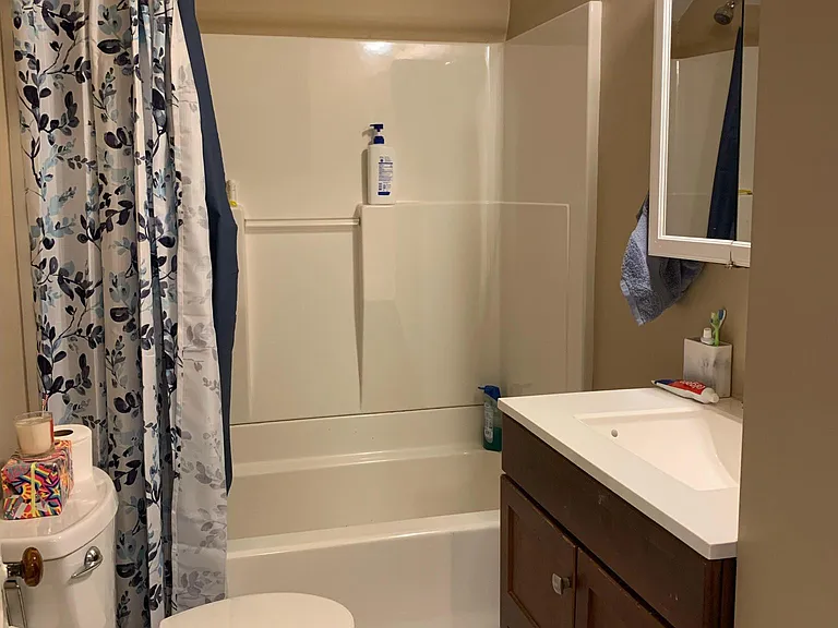 2nd floor bath