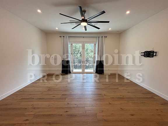 4th image of 2908-10 Calle De Malibu