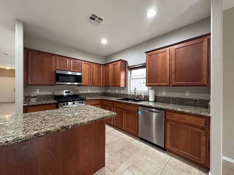 3821 Prespa Lake Ct — Photo 12