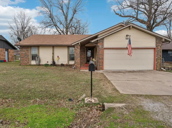 414 E Maple St, Skiatook, OK 74070