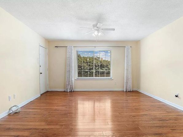 1701 Lobdell Ave APT 10