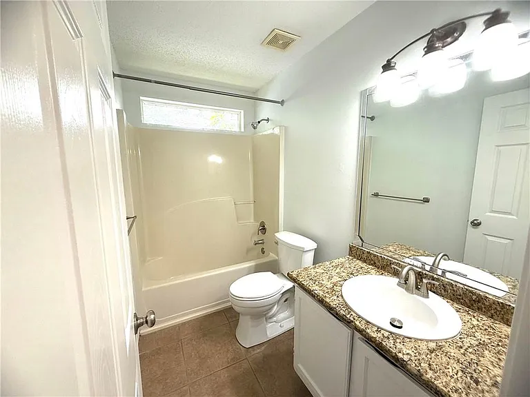 106 Northchase Ct — Photo 13