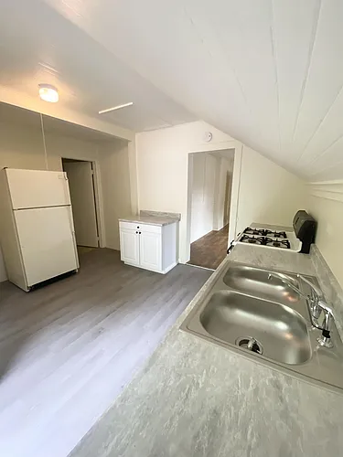 416 Holcomb St #2 Photo 1