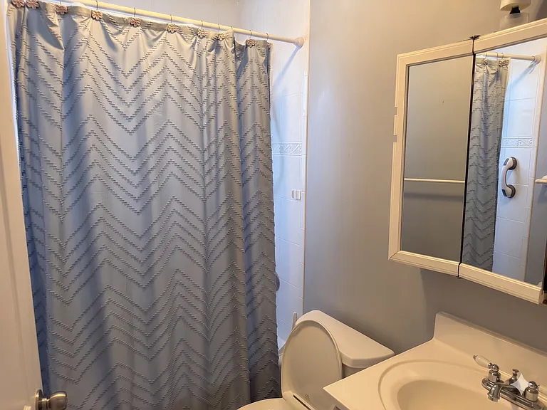 2nd Floor Bathroom