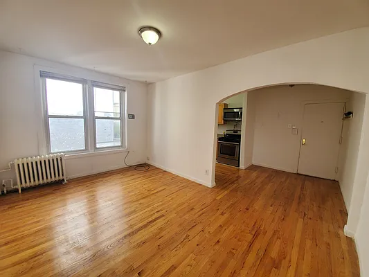 Rented by Ideal Properties Group | media 2