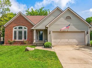 6372 Rossmore Ln, Canal Winchester, OH 43110