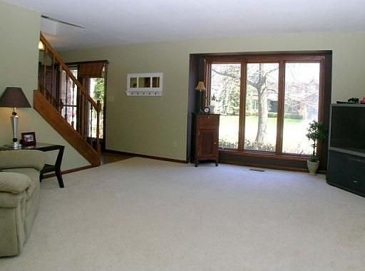 2nd image of 1141 Teakwood Cir