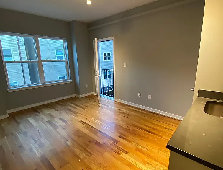 535 N Budd St #C2C — Photo 2