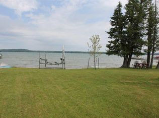 7740 Ingleston Dr, Beulah, MI 49617