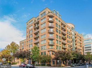 3625 10th St #209, Arlington, VA 22201
