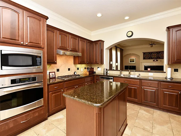 1226 Sopris Dr — Photo 4
