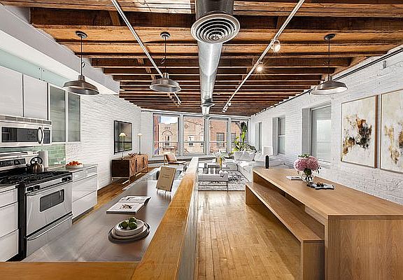 5th image of 48 Canal St APT 3