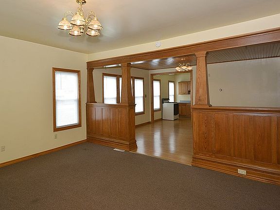 3rd image of 407 E Michigan Ave #2