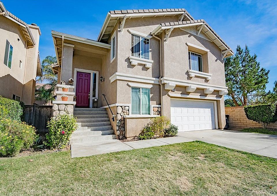2nd image of 4605 Parkmore Ct