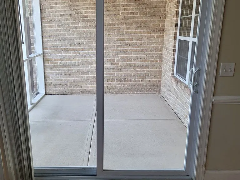 1131 Shellbank Ln — Photo 21