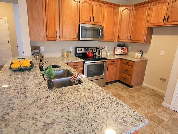 3rd image of 6880 Gledhill Way