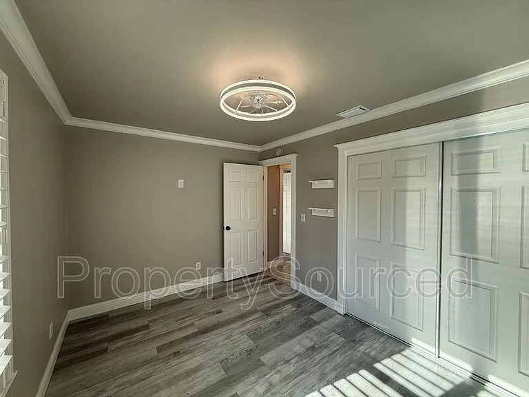 1351 Aksland Dr — Photo 31