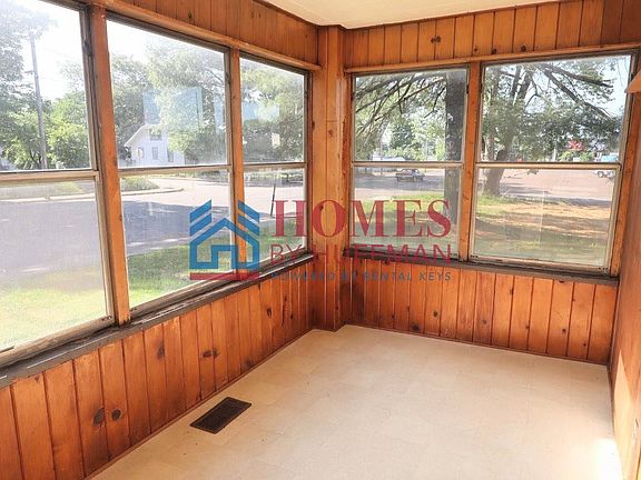 3rd image of 331 S Barker Ave #A