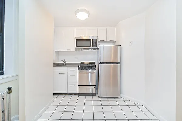 Rented by Living New York | media 13