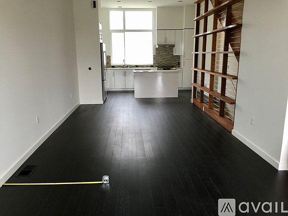 4th image of 226 Coleman St Unit 226