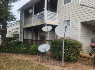 9474 Cypress Ln, Jonesboro, GA 30238