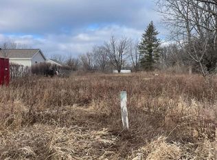 3820 E Fitzsimmons Rd, Oak Creek, WI 53154