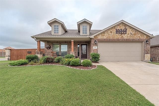 1st image of 1121 Lubbock Ln