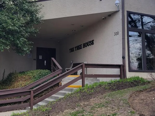 315 Shawmont Ave APT D, Philadelphia, PA 19128