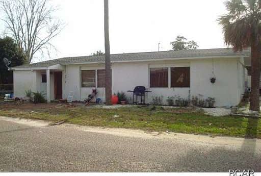 2nd image of 318 Lake Pl