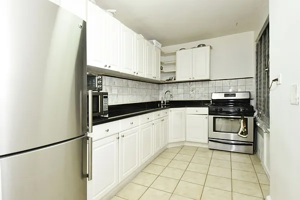 Sold by Alexander Madison Realty | media 1