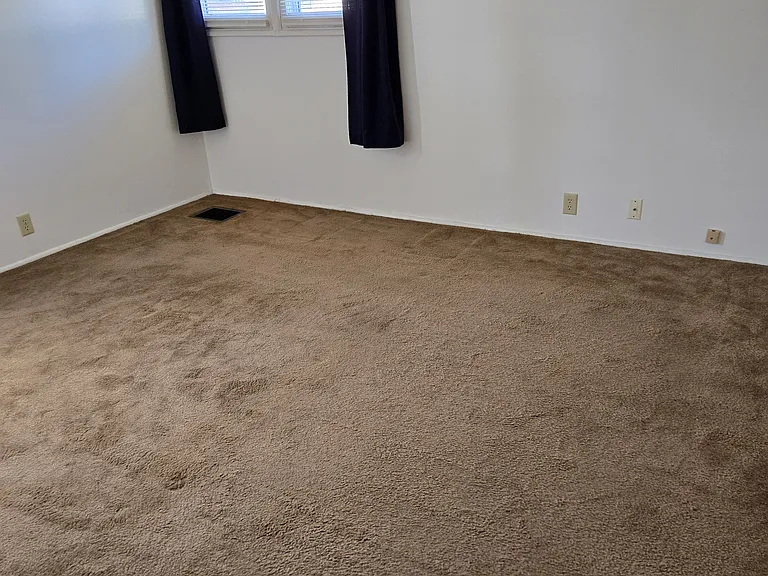 848 Hunt Ave — Photo 9