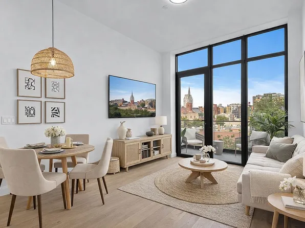 50-07 5th St #4D, Long Island City, NY 11101